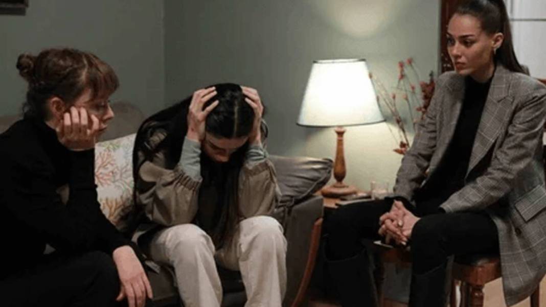 Camdaki Kız'da erken final! Başrol oyuncusu açıkladı: 'Sonuna geldik' diyerek duyurdu 4